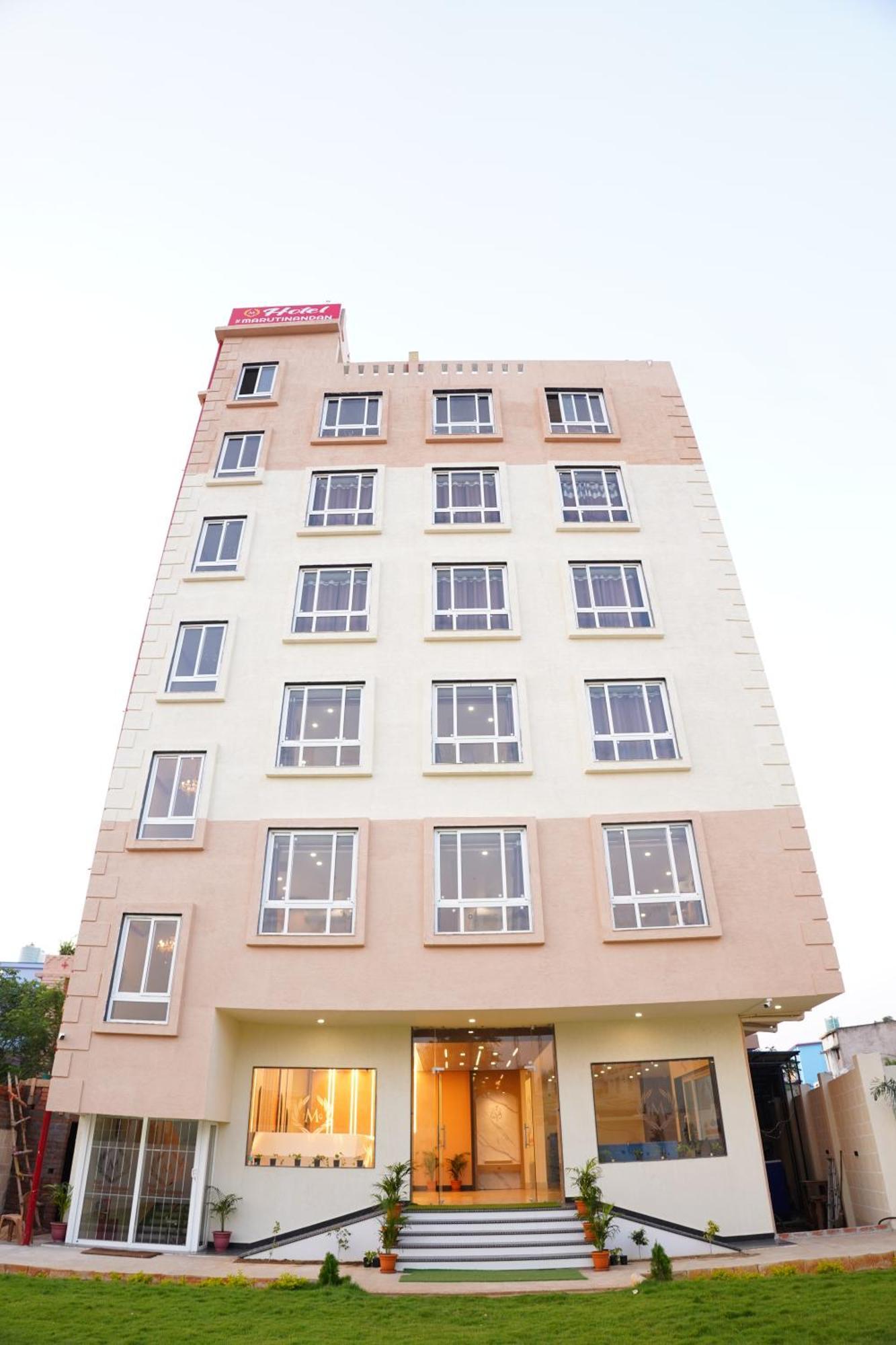 The Marutinandan Grand Hotel Deoghar Exterior photo