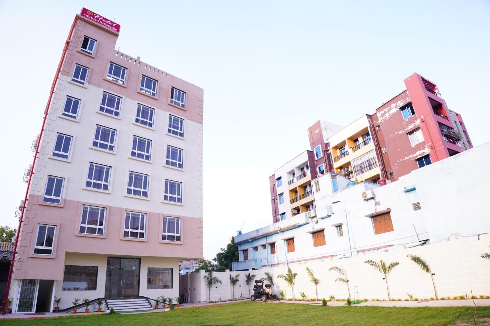 The Marutinandan Grand Hotel Deoghar Exterior photo